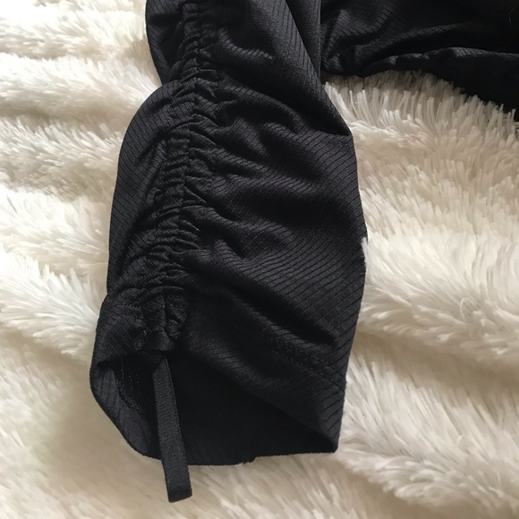 NWT Fabletics Set - Picture 4 of 8